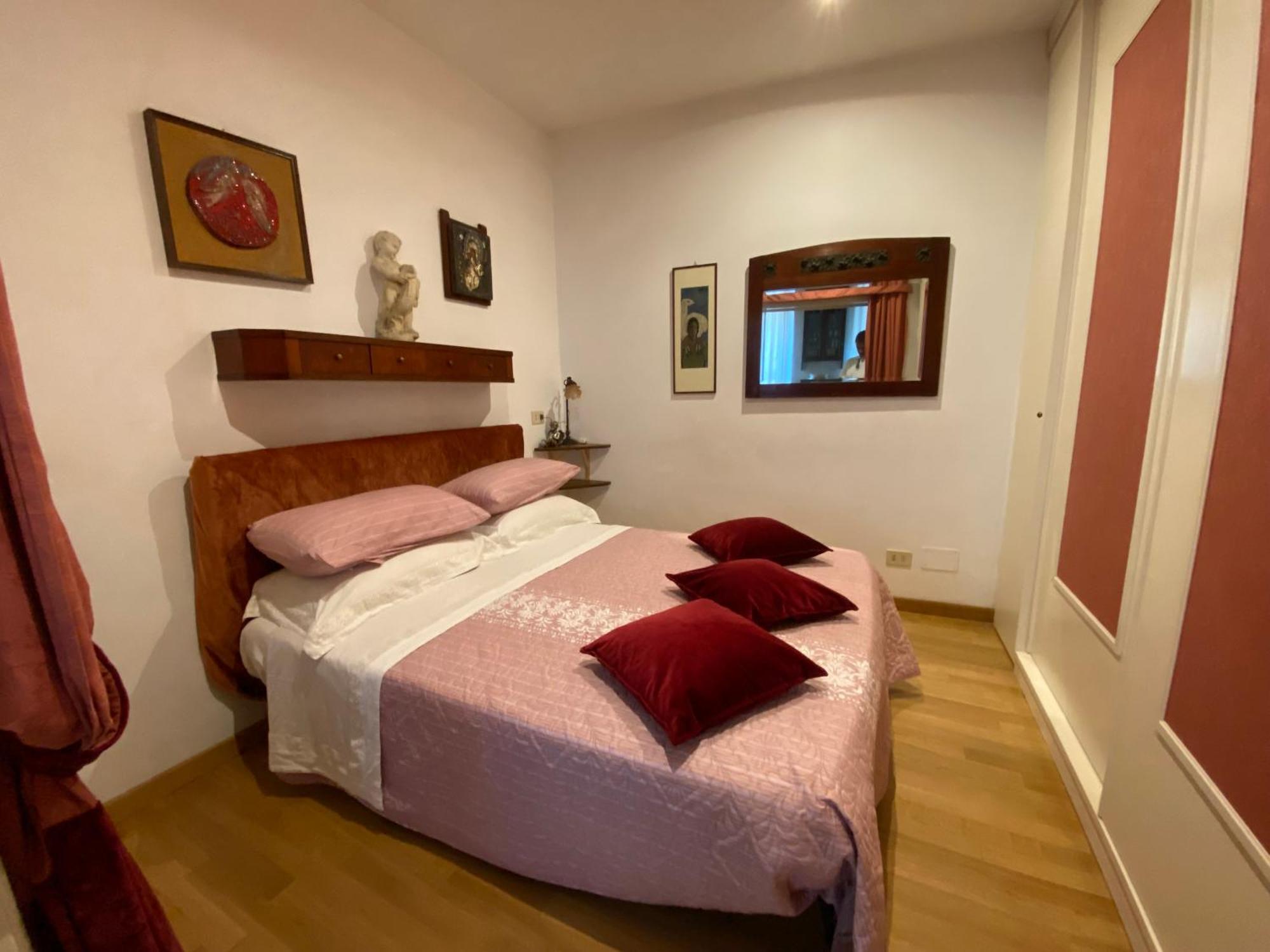 Leonina Luxury Euroform Apartment